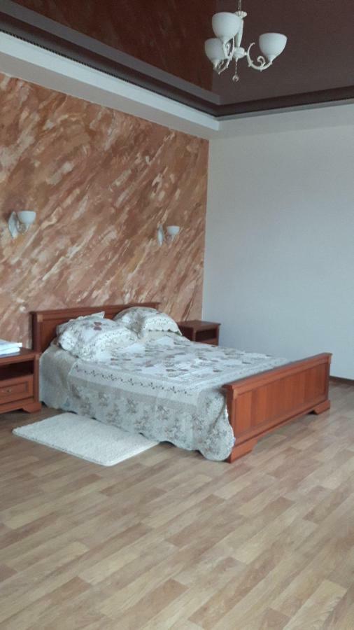 Киевская 43 Apartamento Khorol Exterior foto